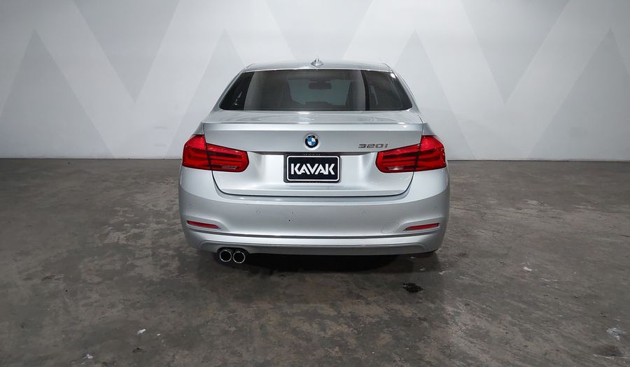 Bmw Serie 3 2.0 320IA AUTO Sedan 2017