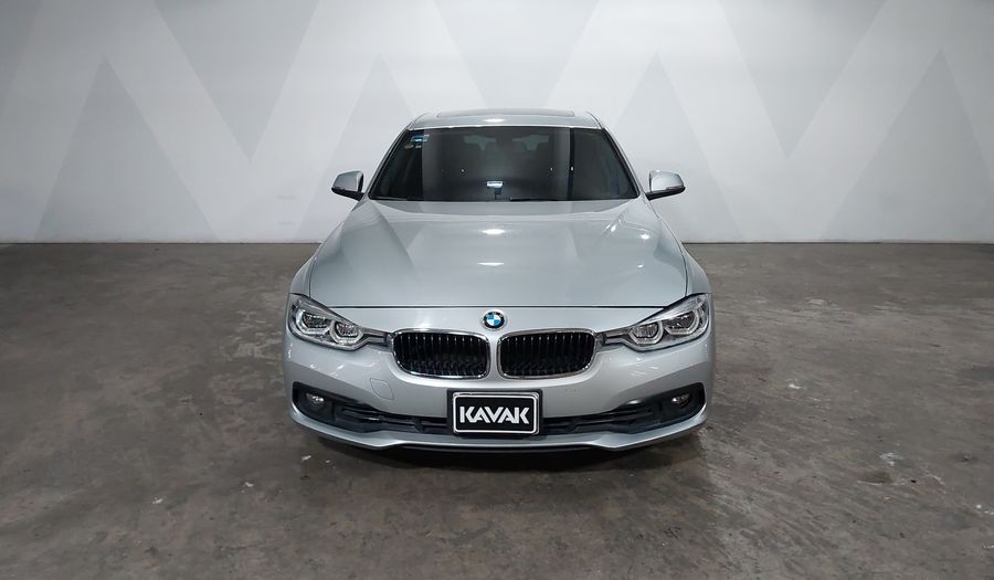 Bmw Serie 3 2.0 320IA AUTO Sedan 2017