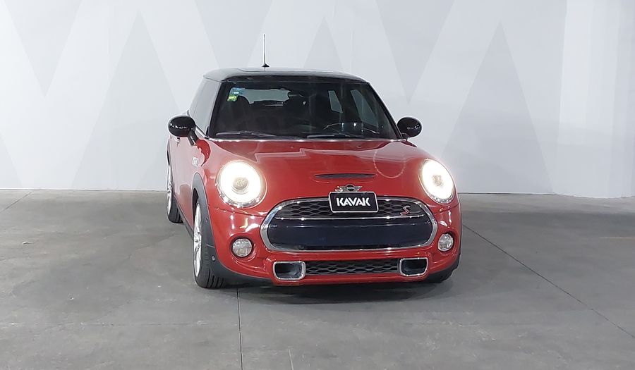 Mini Cooper S 2.0 COOPER HOT CHILI AUTO Hatchback 2018