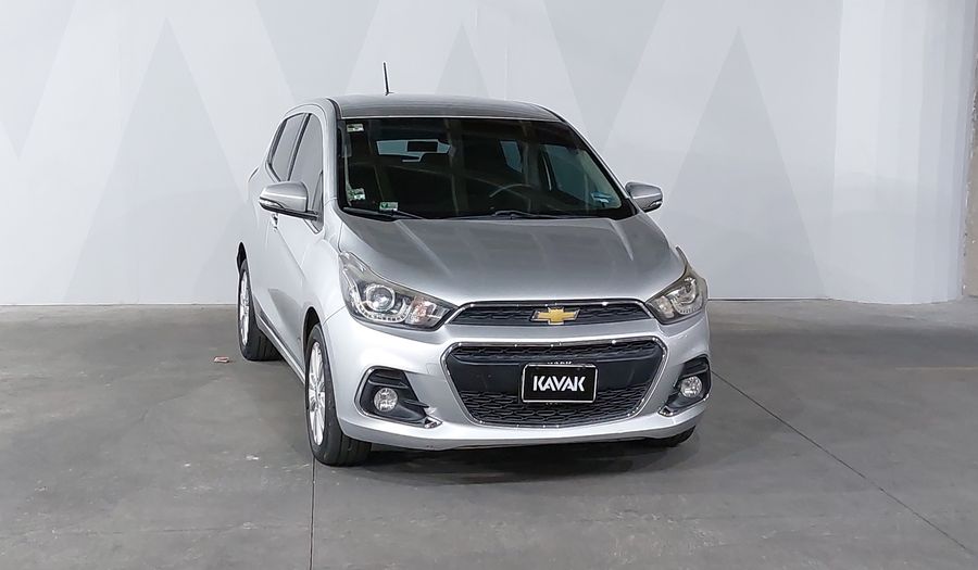 Chevrolet Spark 1.4 LTZ C MT Hatchback 2017