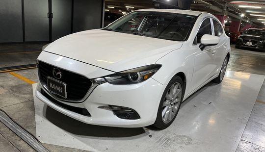 Mazda • Mazda 3