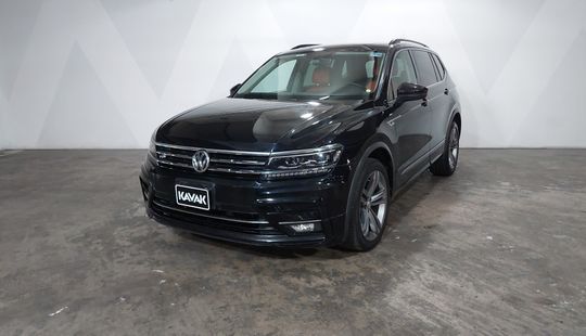 Volkswagen • Tiguan