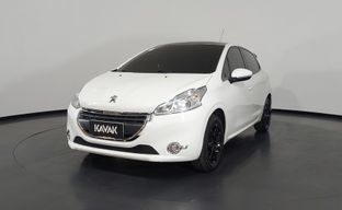 Peugeot • 208