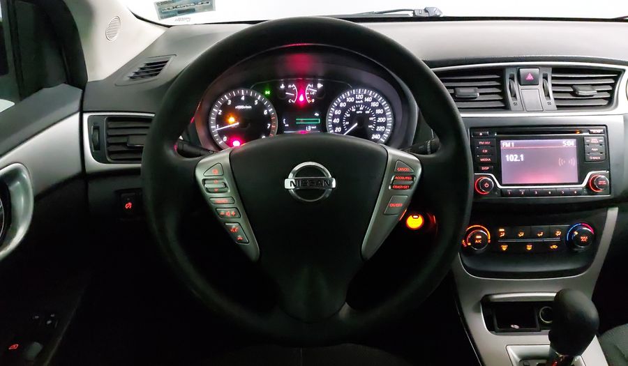 Nissan Sentra 1.8 ADVANCE CVT Sedan 2016