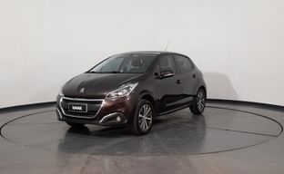 Peugeot • 208