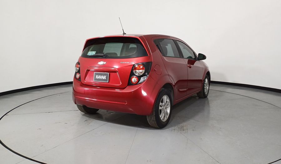 Chevrolet Sonic 1.6 MT J LT Hatchback 2016