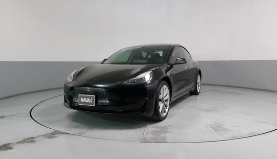 Tesla • Model 3