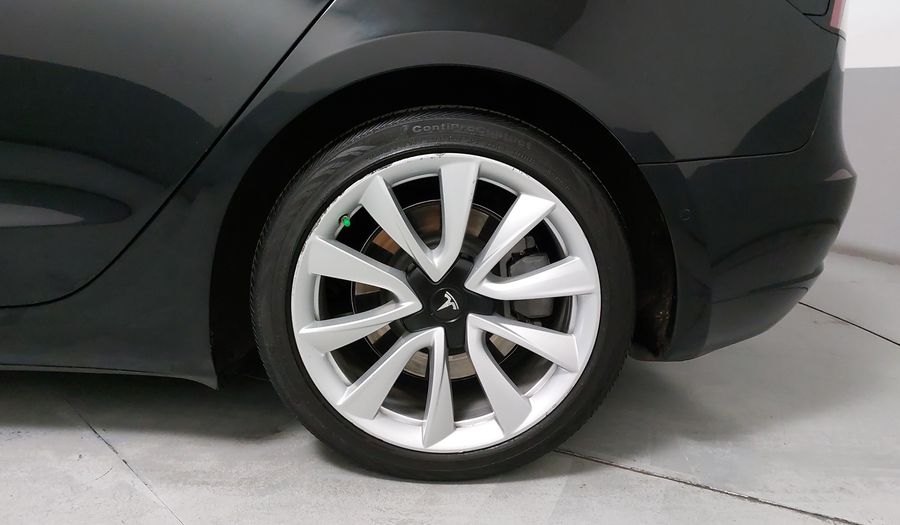 Tesla Model 3 STANDARD RANGE PLUS Sedan 2019