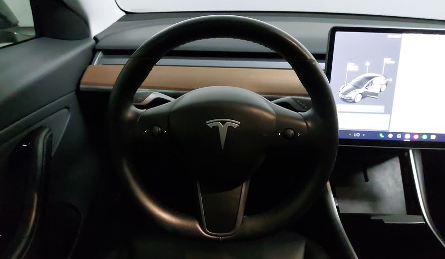 Tesla Model 3 STANDARD RANGE PLUS Sedan 2019