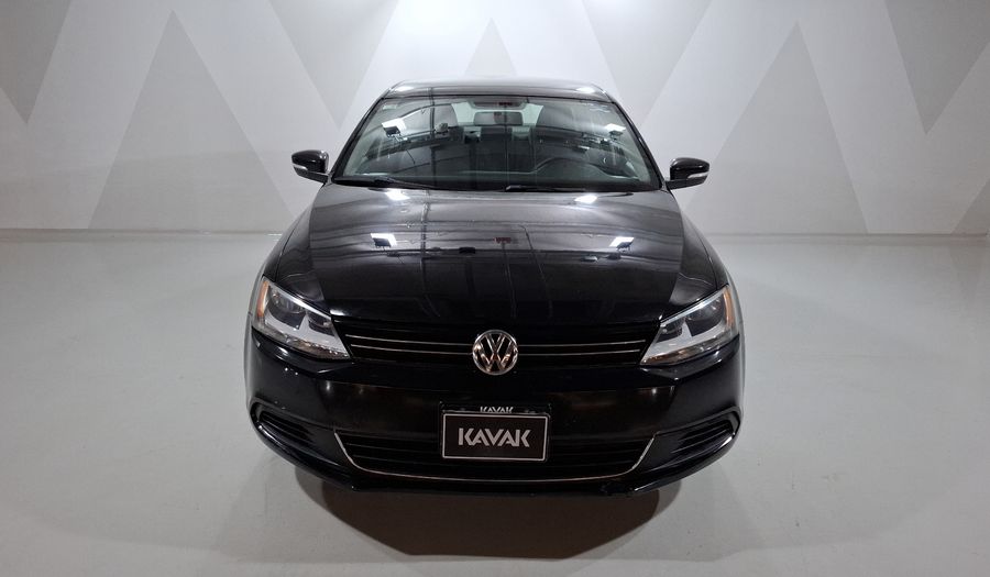 Volkswagen Jetta 2.5 TRENDLINE AT Sedan 2014