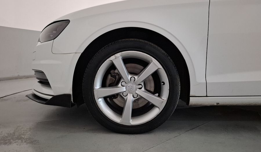 Audi A3 1.8 TFSI AMBIENTE S TRONIC Sedan 2016