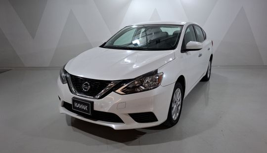 Nissan • Sentra