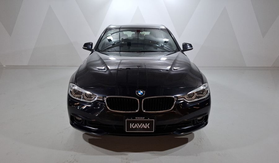 Bmw Serie 3 2.0 320IA Sedan 2016