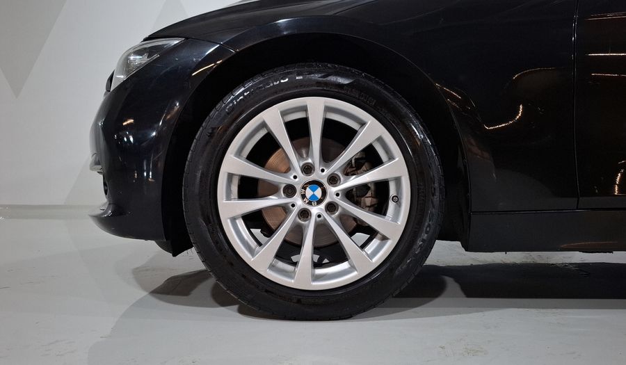 Bmw Serie 3 2.0 320IA Sedan 2016