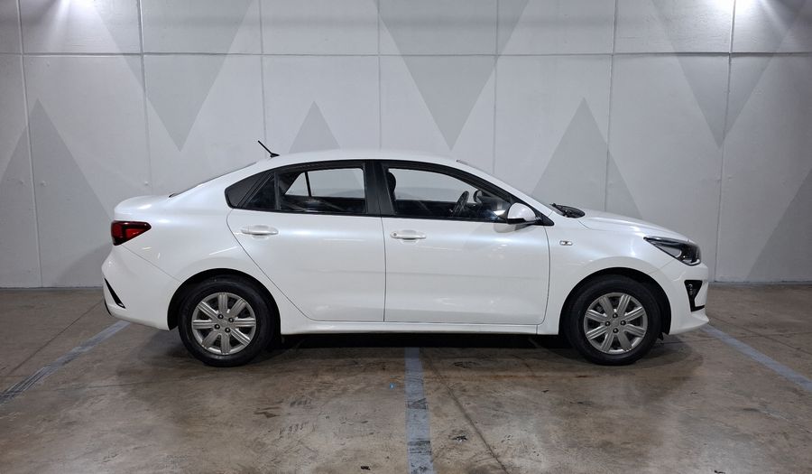 Kia Rio 1.6 L AUTO Sedan 2021