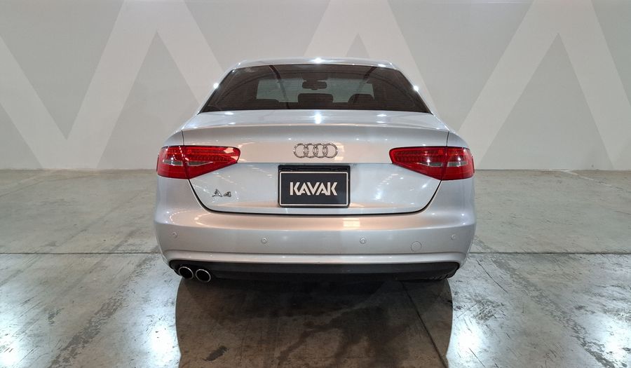 Audi A4 1.8 TFSI TRENDY MULTITRONIC Sedan 2014