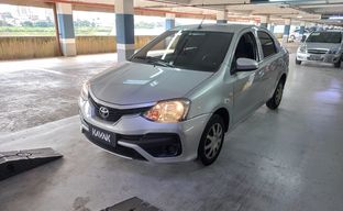 Toyota • Etios