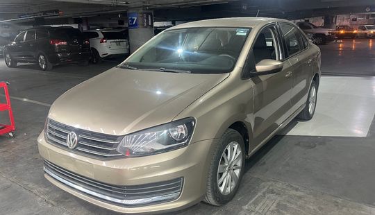 Volkswagen • Vento