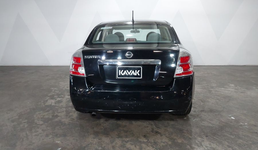 Nissan Sentra 2.0 EMOTION TM Sedan 2010