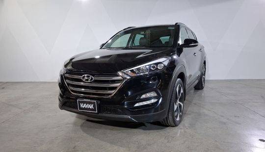 Hyundai • Tucson