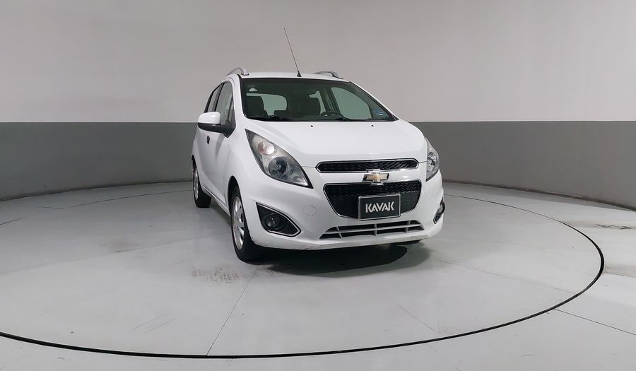 Chevrolet Spark Classic 1.2 LTZ C MT Hatchback 2016