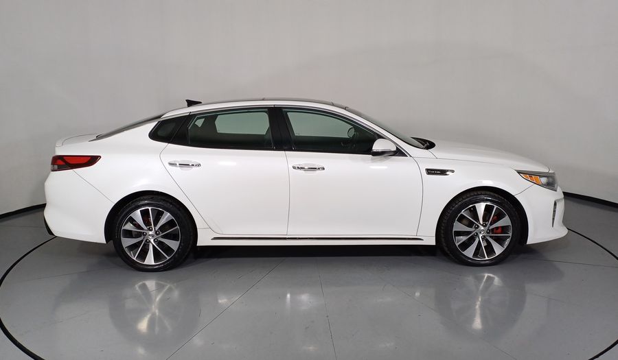 Kia Optima 2.0 TURBO GDI SXL AT Sedan 2016