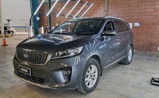 Kia • Sorento