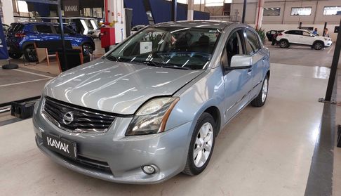 Nissan Sentra SL Sedan 2013