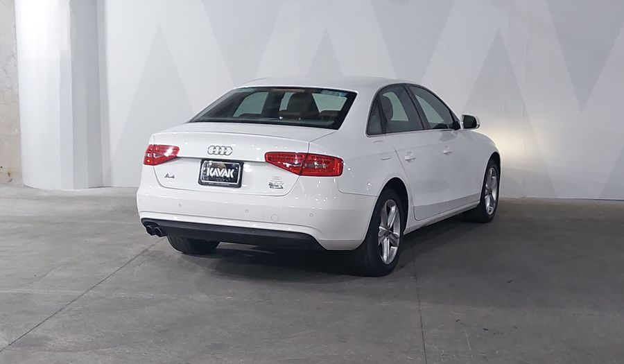 Audi A4 2.0 TFSI TRENDY PLUS S TRONIC QUATTRO Sedan 2015