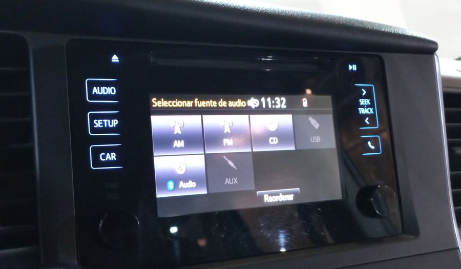 Toyota Sienna 3.5 CE AT Minivan 2017