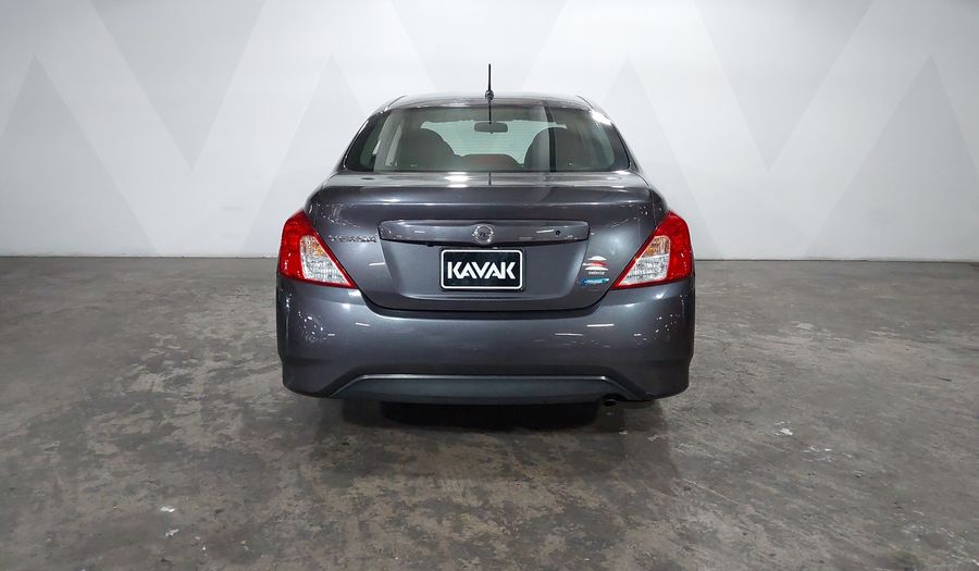 Nissan Versa 1.6 ADVANCE TA AC Sedan 2016