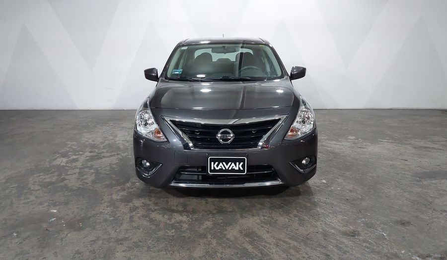 Nissan Versa 1.6 ADVANCE TA AC Sedan 2016