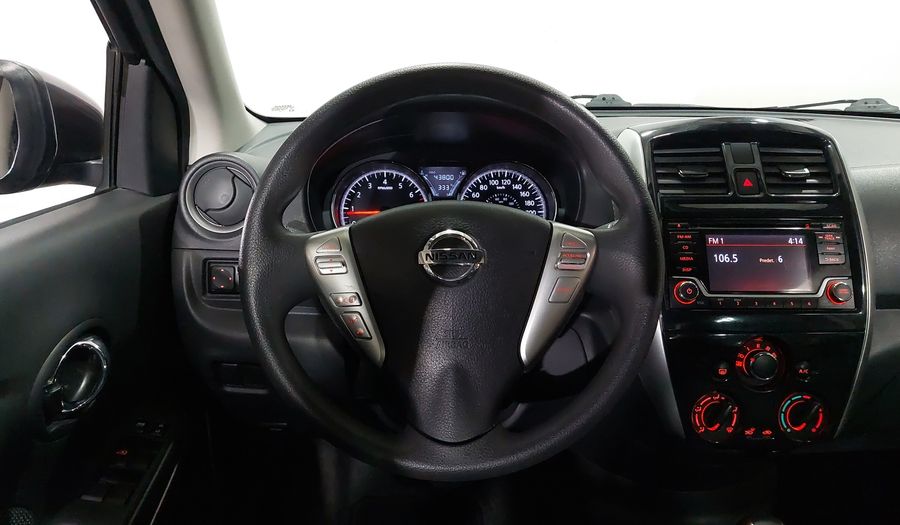 Nissan Versa 1.6 ADVANCE TA AC Sedan 2016