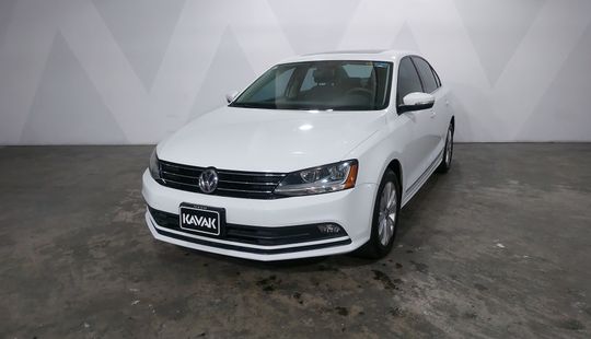 Volkswagen • Jetta