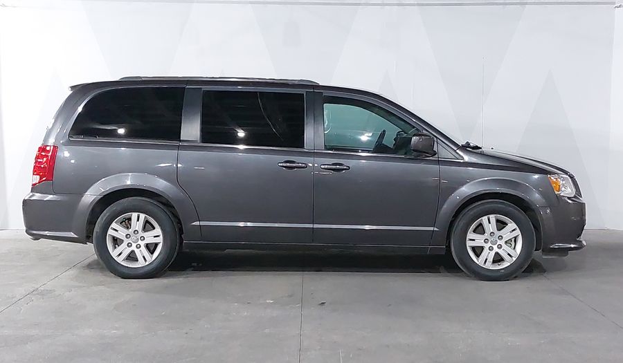 Dodge Grand Caravan 3.6 SXT + Minivan 2017