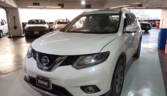 Nissan • X-Trail