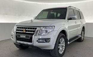 Mitsubishi • Pajero