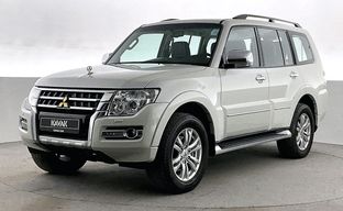 Mitsubishi • Pajero