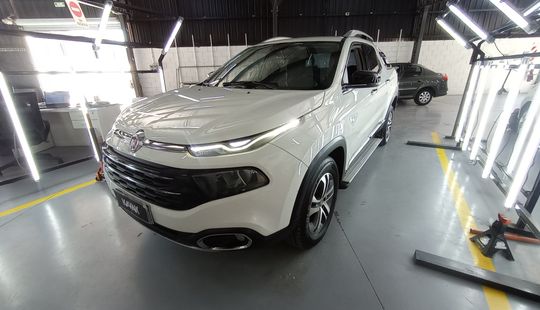 Fiat • Toro