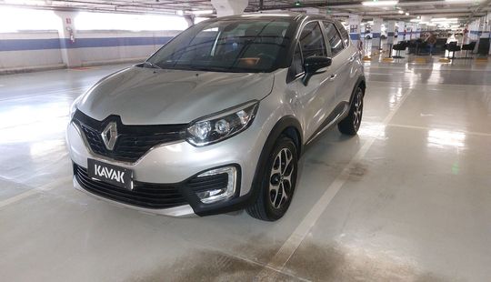 Renault • Captur