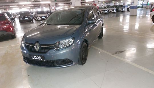 Renault • Sandero