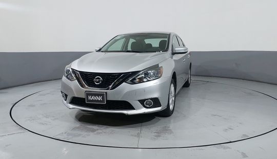 Nissan • Sentra