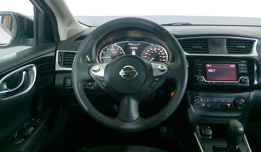 Nissan Sentra 1.8 ADVANCE CVT Sedan 2017