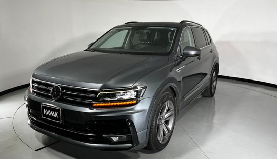 Volkswagen • Tiguan