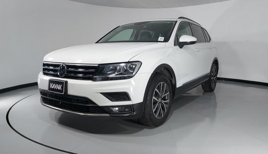 Volkswagen • Tiguan