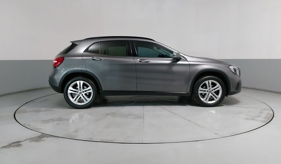 Mercedes Benz Clase Gla 1.6 GLA 200 DCT Suv 2020