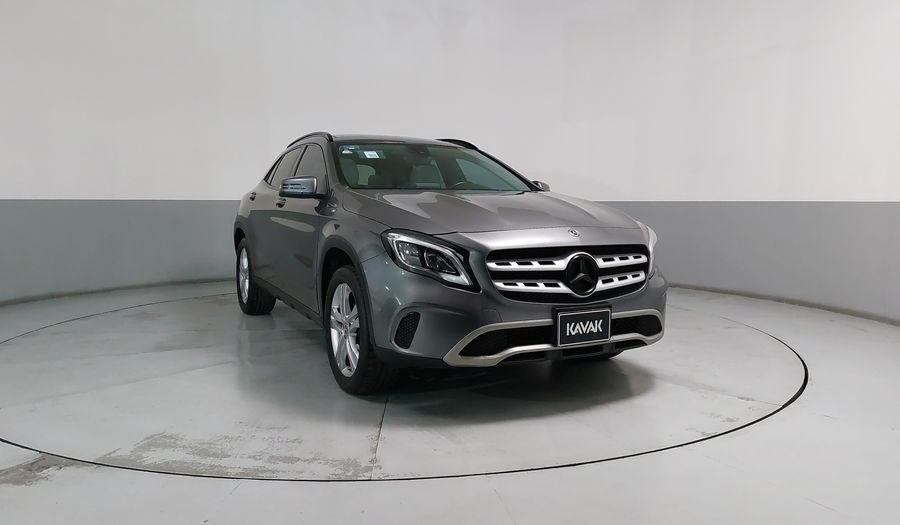 Mercedes Benz Clase Gla 1.6 GLA 200 DCT Suv 2020