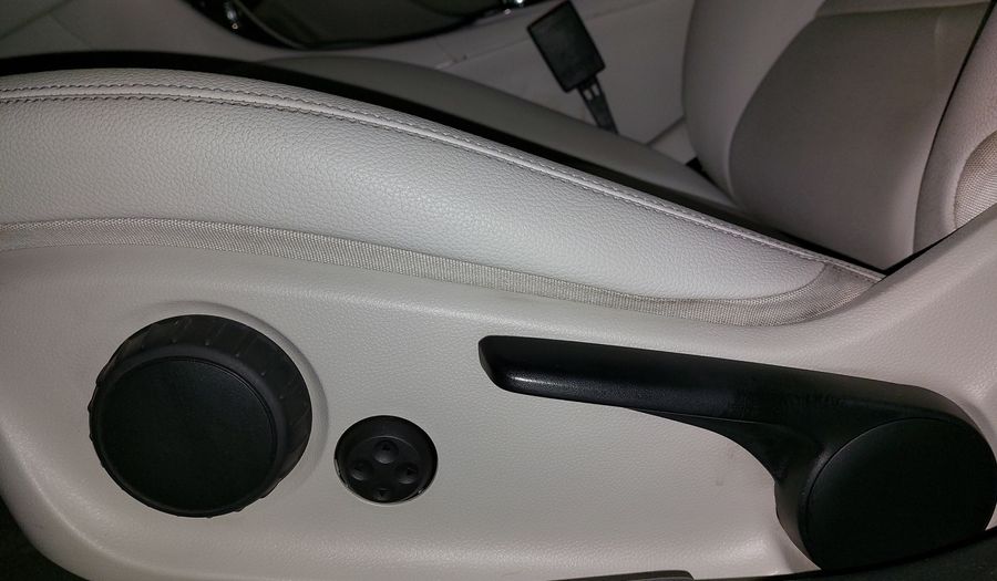 Mercedes Benz Clase Gla 1.6 GLA 200 DCT Suv 2020