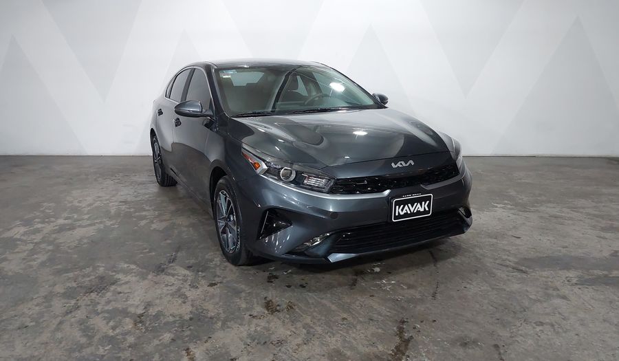 Kia Forte 2.0 EX IVT Sedan 2024