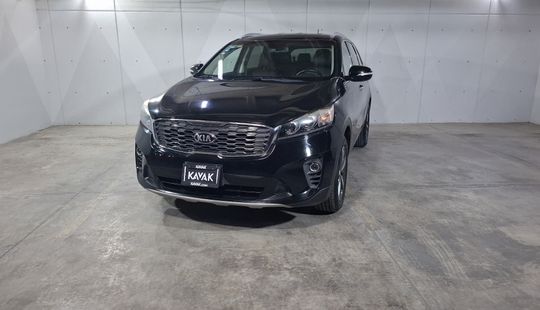 Kia • Sorento